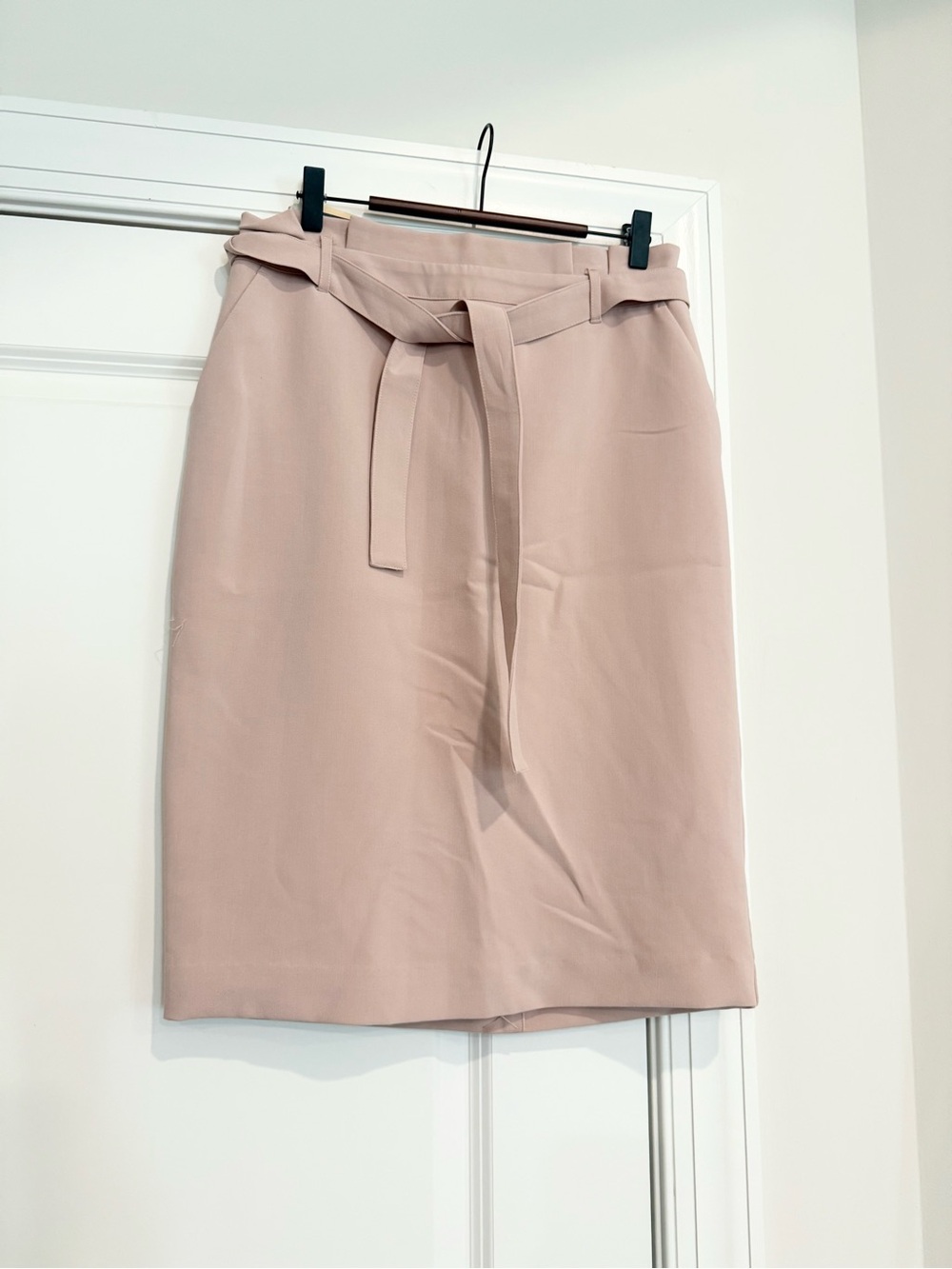 NWT Banana Republic Pale Pink Tie-Waist Pencil Skirt